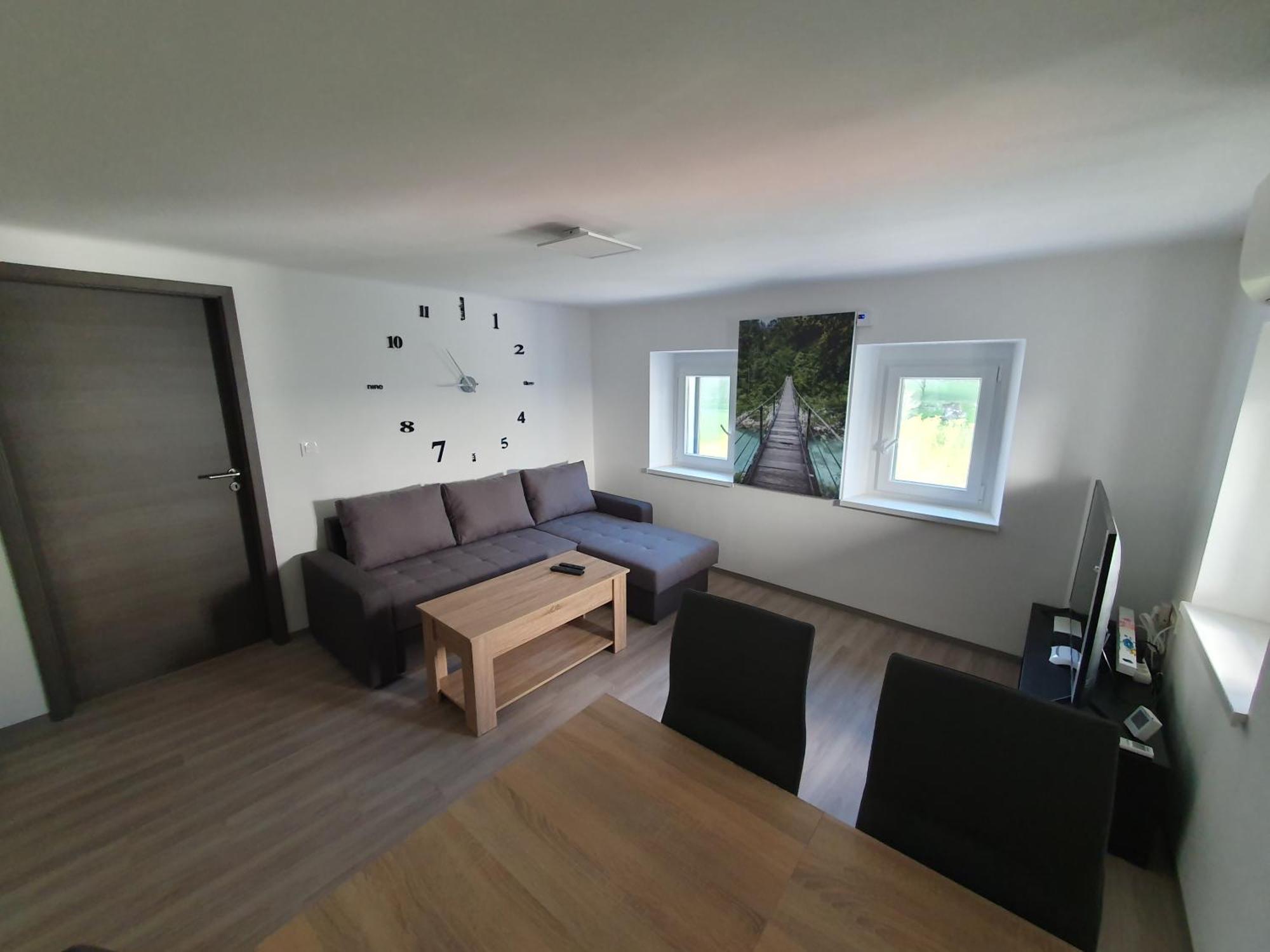 Apartment Ledince Most na Soči Εξωτερικό φωτογραφία