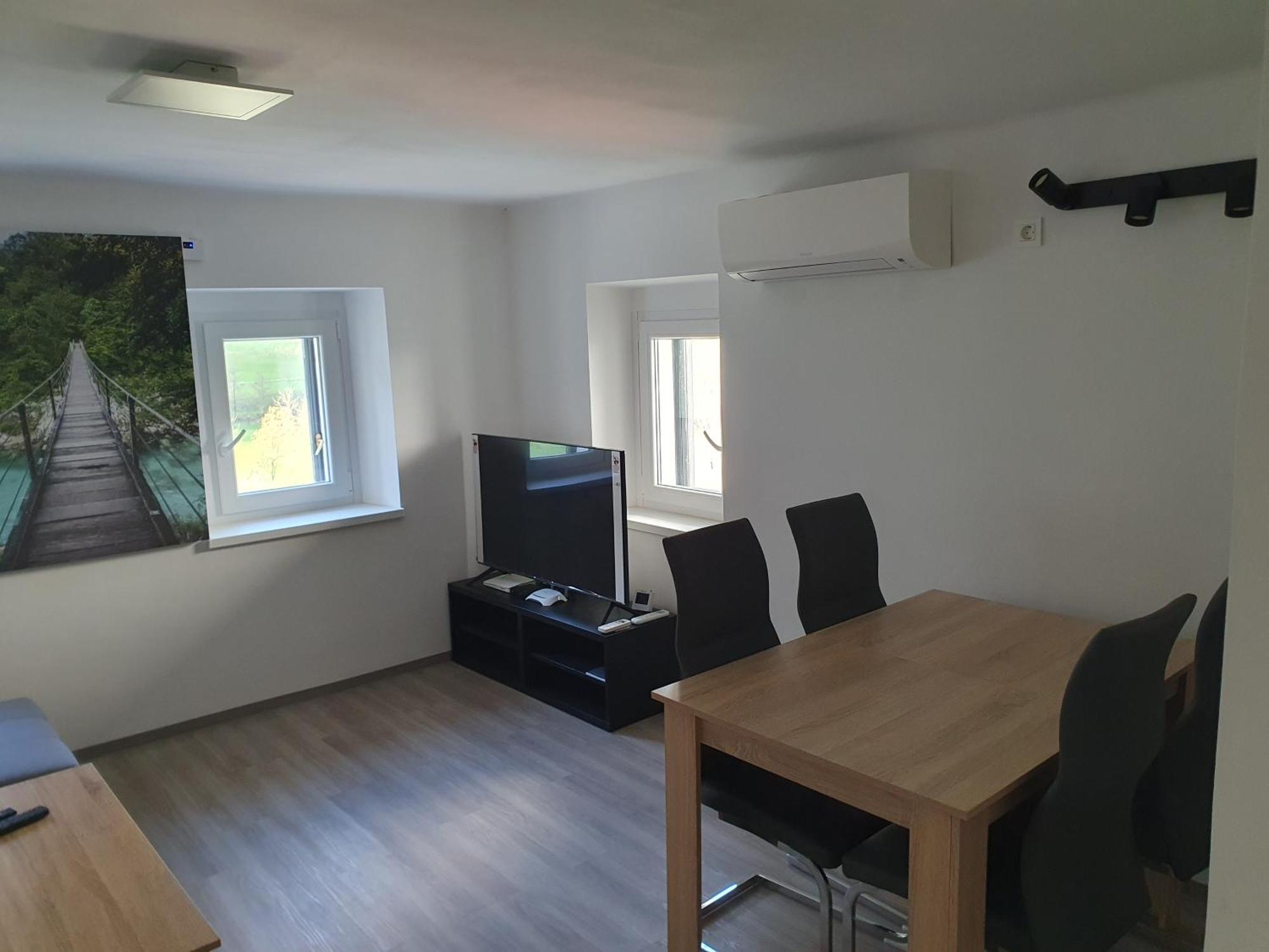 Apartment Ledince Most na Soči Εξωτερικό φωτογραφία