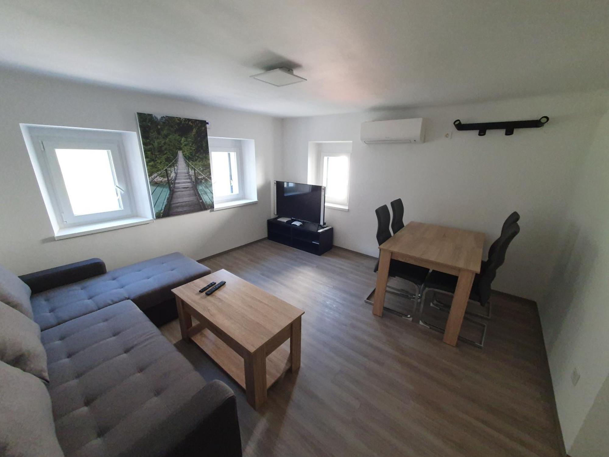 Apartment Ledince Most na Soči Εξωτερικό φωτογραφία